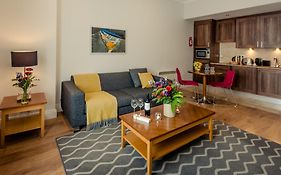 PREMIER SUITES PLUS Dublin, Leeson Street